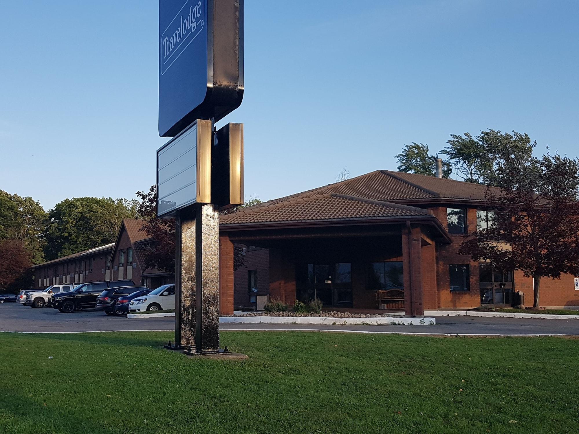 Travelodge By Wyndham Welland Εξωτερικό φωτογραφία