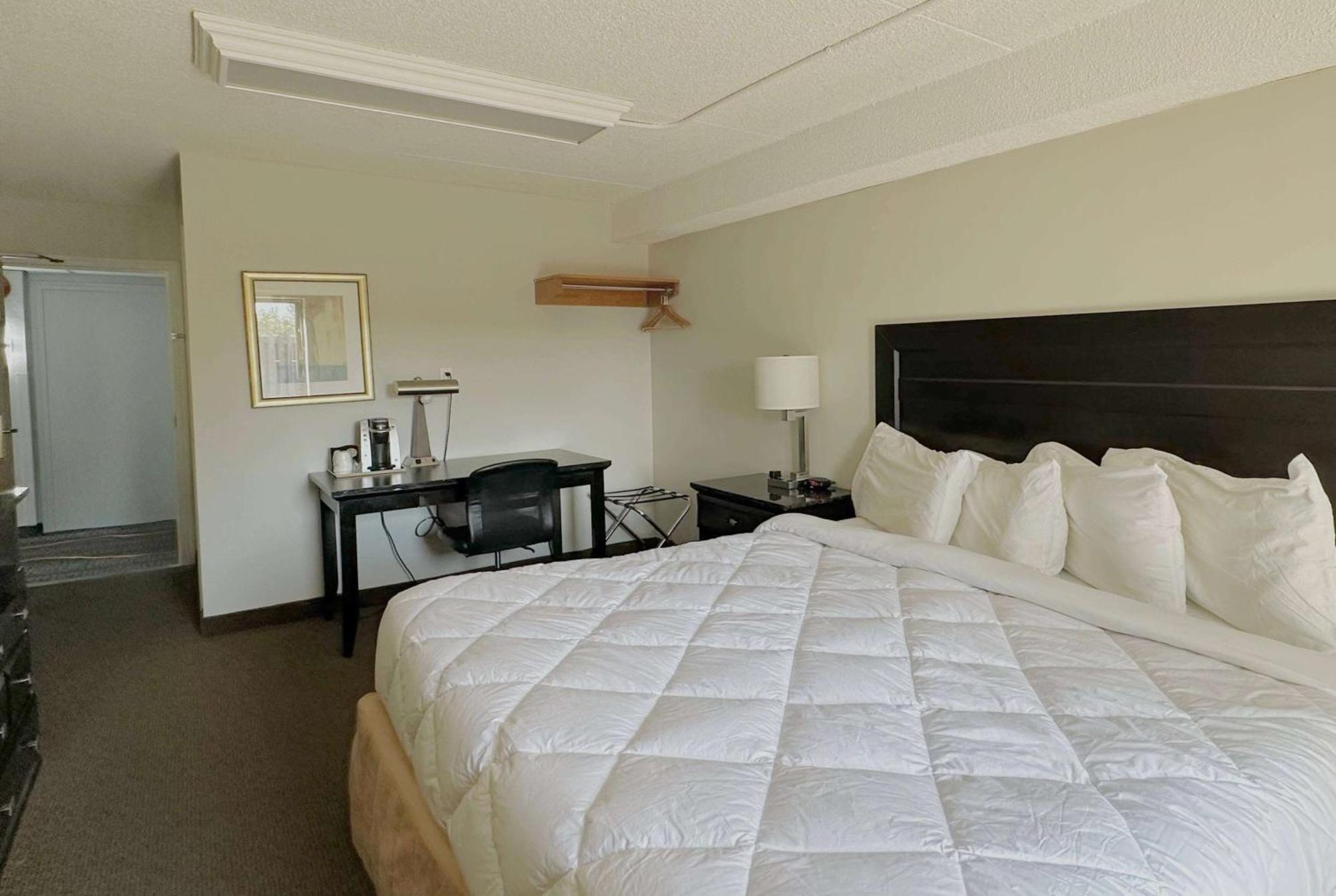 Travelodge By Wyndham Welland Εξωτερικό φωτογραφία