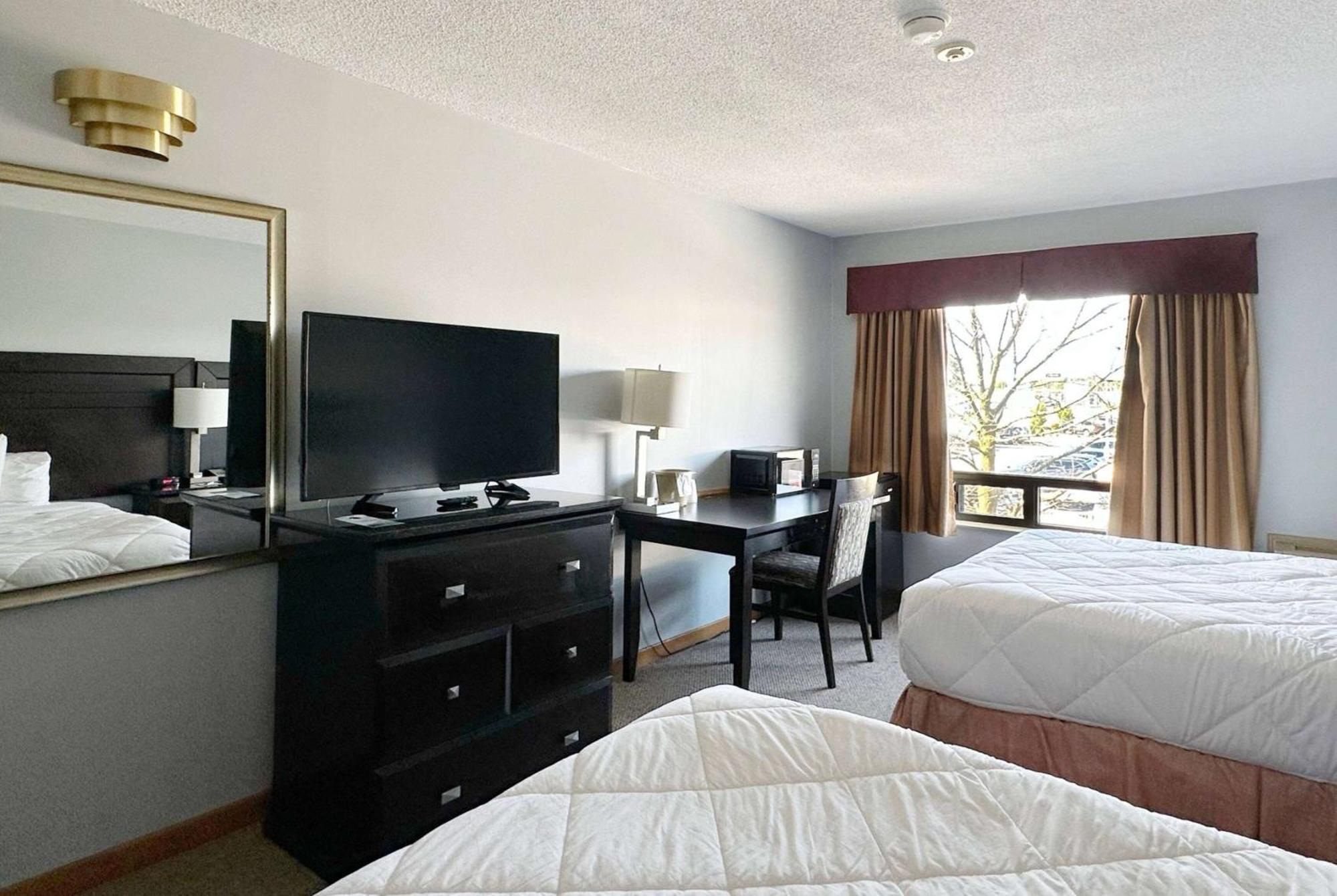 Travelodge By Wyndham Welland Εξωτερικό φωτογραφία