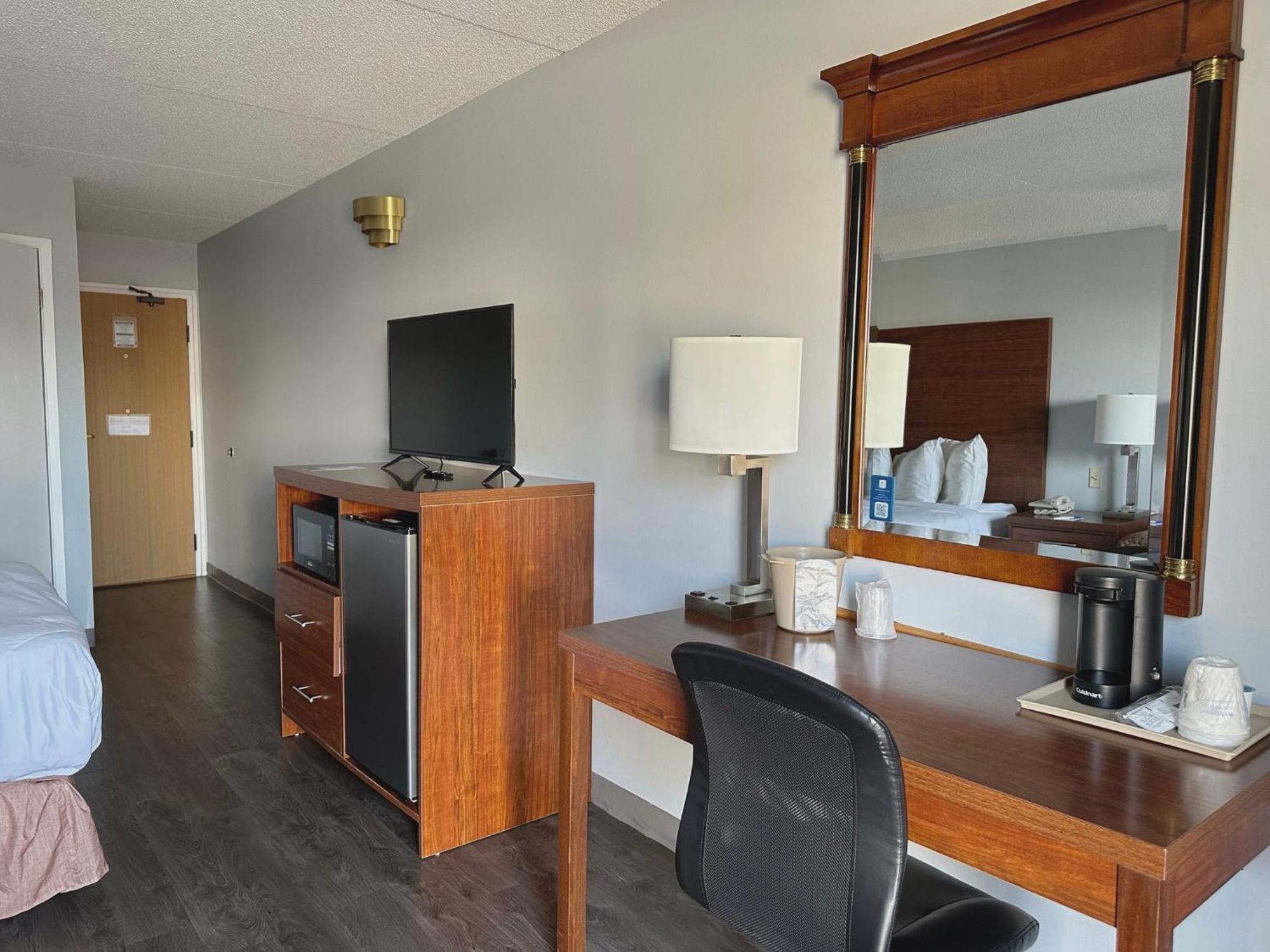 Travelodge By Wyndham Welland Εξωτερικό φωτογραφία