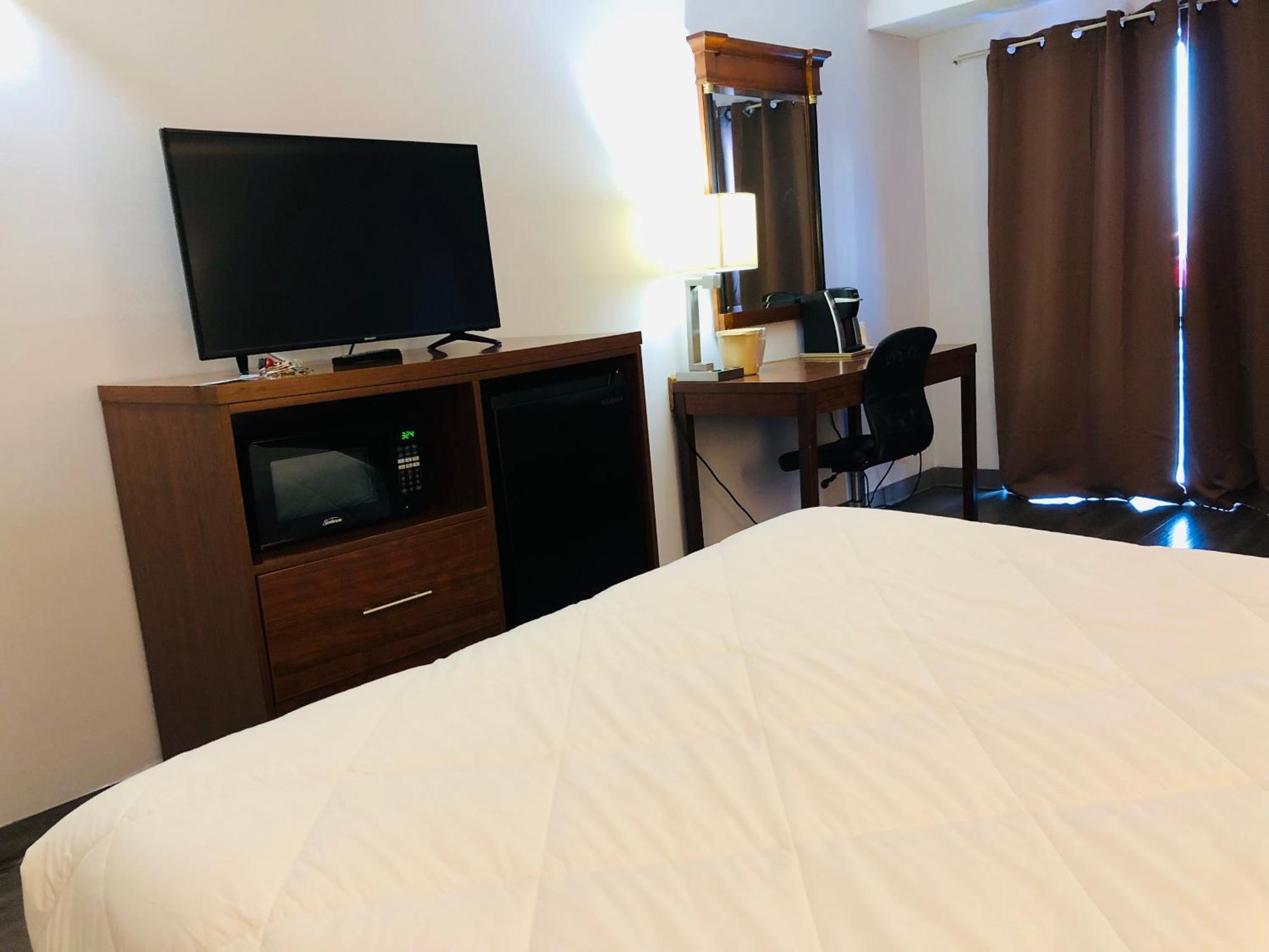 Travelodge By Wyndham Welland Εξωτερικό φωτογραφία